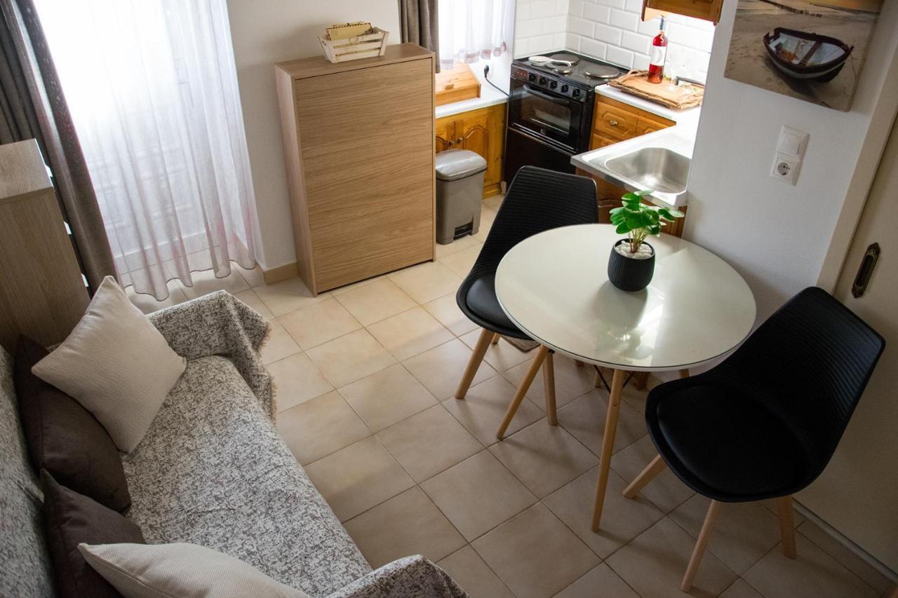 Stonehouse With Wonderful Seaview Apartment Samos Town Bagian luar foto