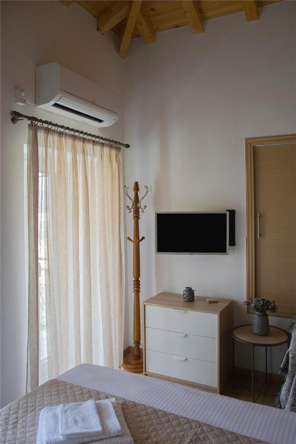 Stonehouse With Wonderful Seaview Apartment Samos Town Bagian luar foto